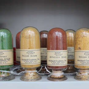 From the Vault to the Page: Harvard's Pigment Library